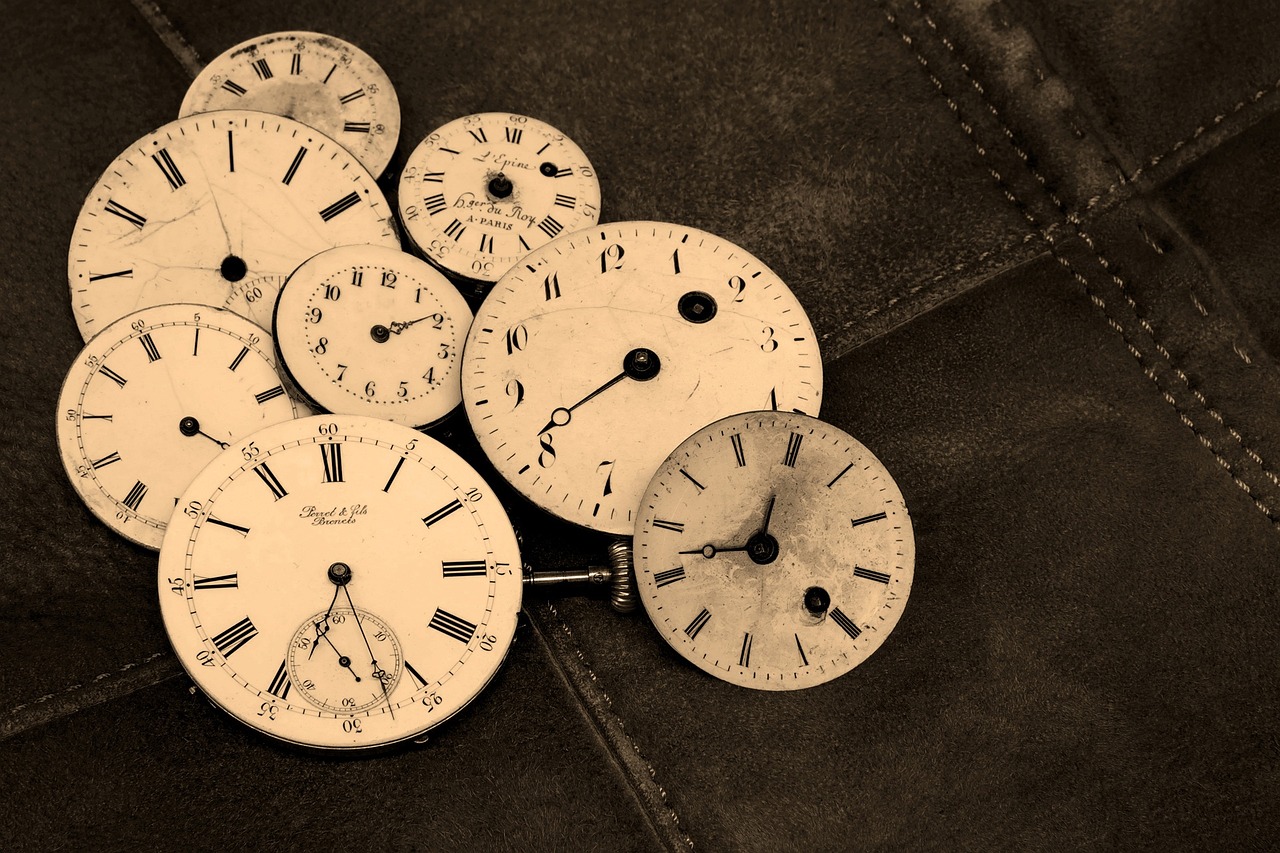 couleur-watches-1204696_1280