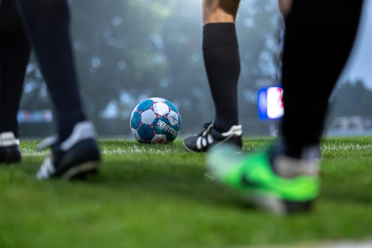 picselweb-football-6994653_1280